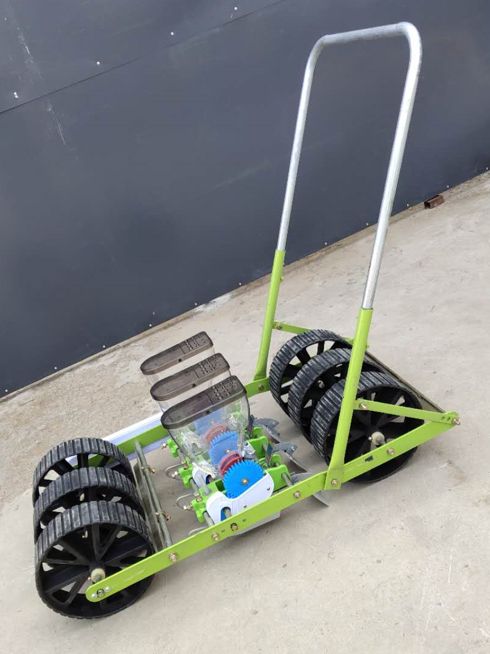 Hand push vegetable planter